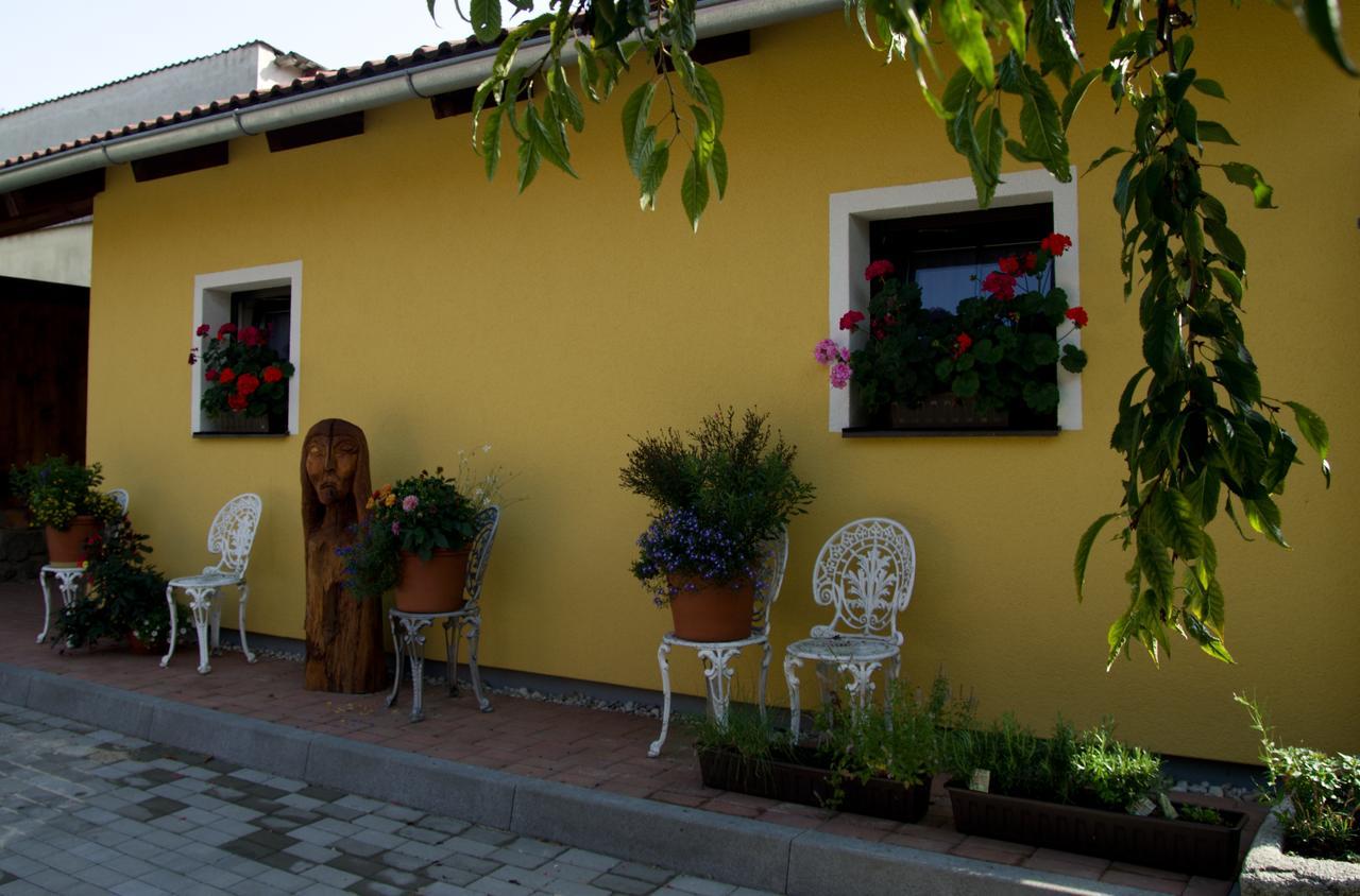 Penzion U Candru Vyssi Brod Exterior photo