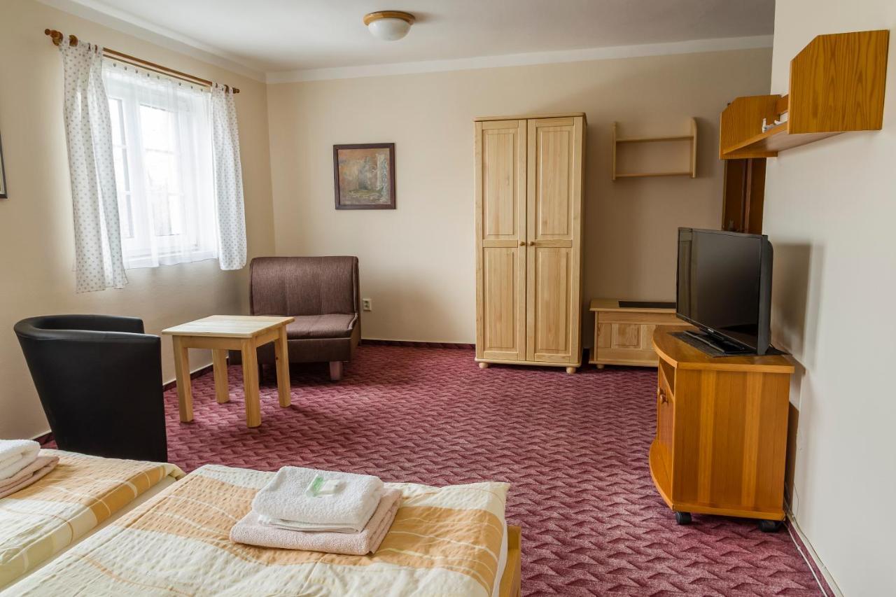 Penzion U Candru Vyssi Brod Exterior photo